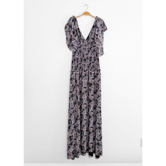 Cinq a Sept Kris Chiffon Dress in Raven Paisley Navy Blue Chiffon Smocked Maxi - Picture 2 of 15